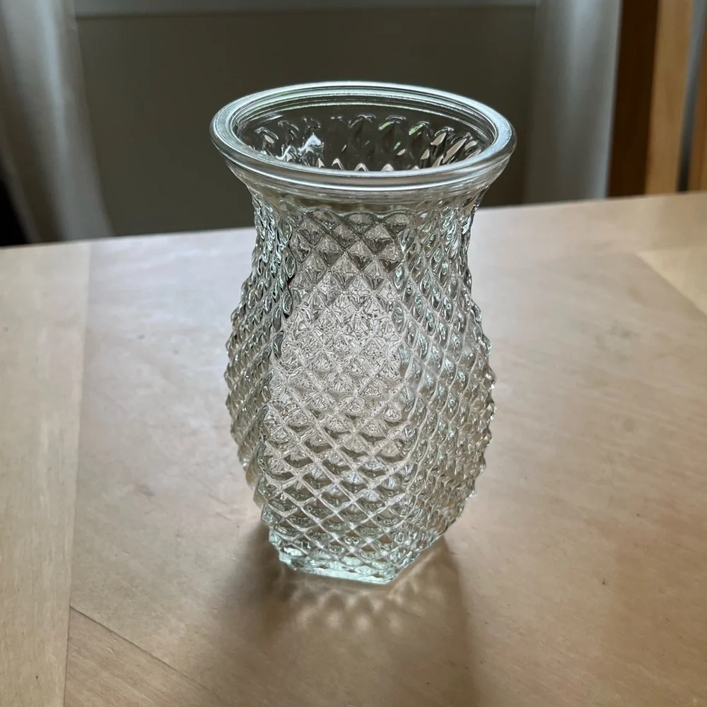 Vintage Hoosier Glass Diamond Point Hobnail Glass Vase - Clear - Picture 13 of 13